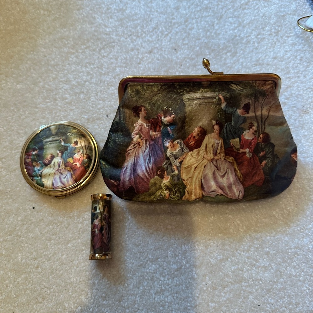 Vintage Style Clutch and Compact Set with Classical Art Made In Italy